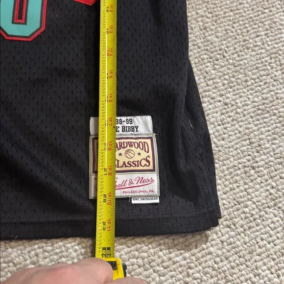 Mitchell & Ness Vancouver Grizzlies Kids Jersey - Black and Teal - Picture 3 of 6